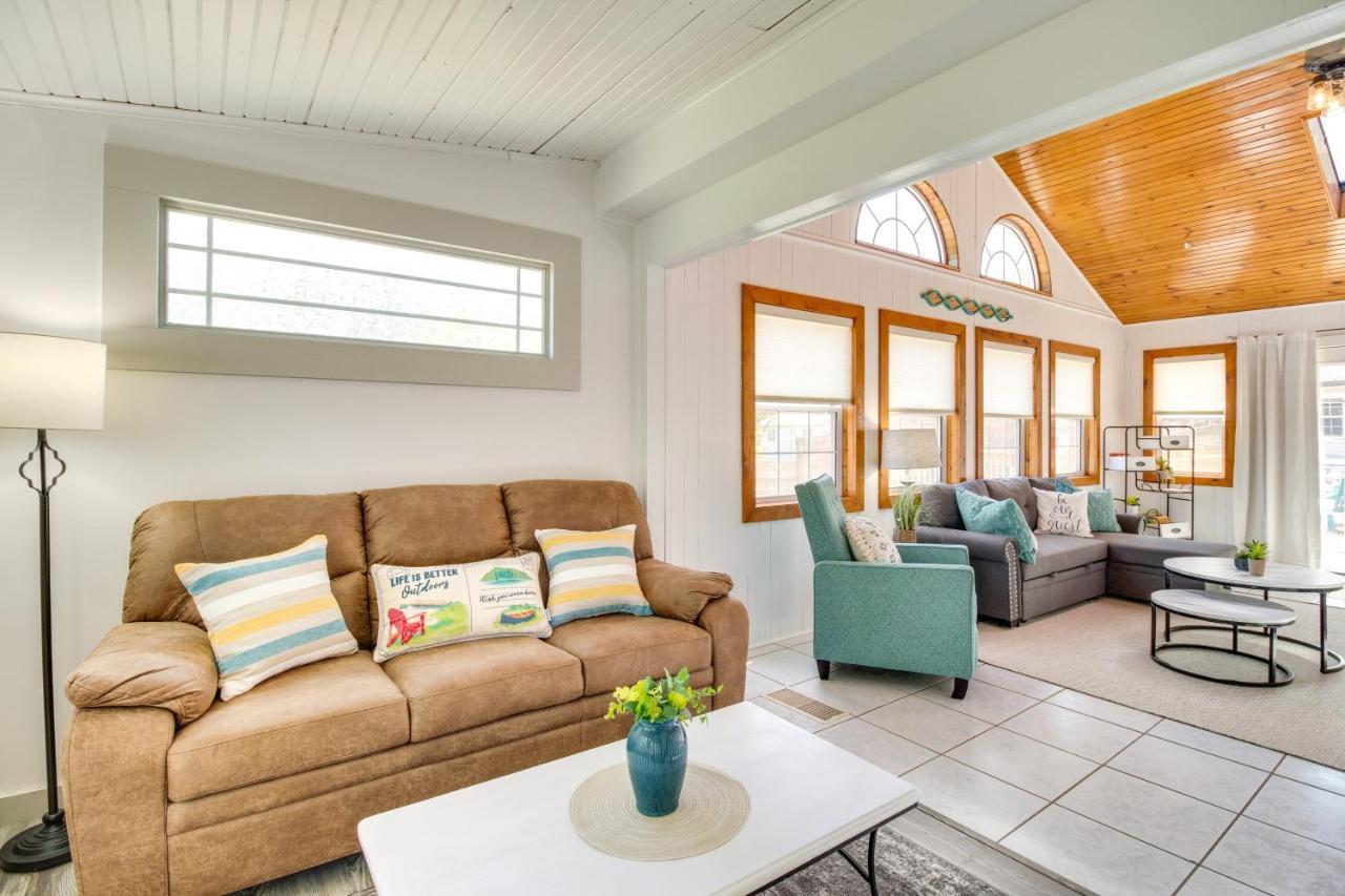 Charming Mountain Home Retreat Walk To Marina! Εξωτερικό φωτογραφία